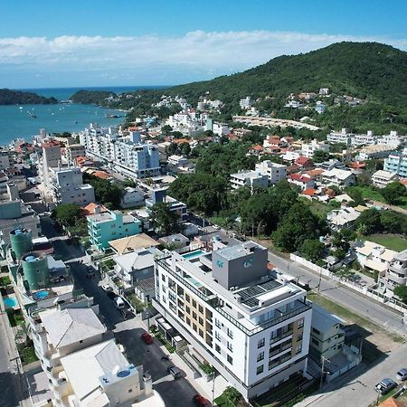 Adra 106 - Apartamento No Centro De Bombinhas - Rooftop Com Piscina E Academia - A Poucos Metros Da Praia - מראה חיצוני תמונה