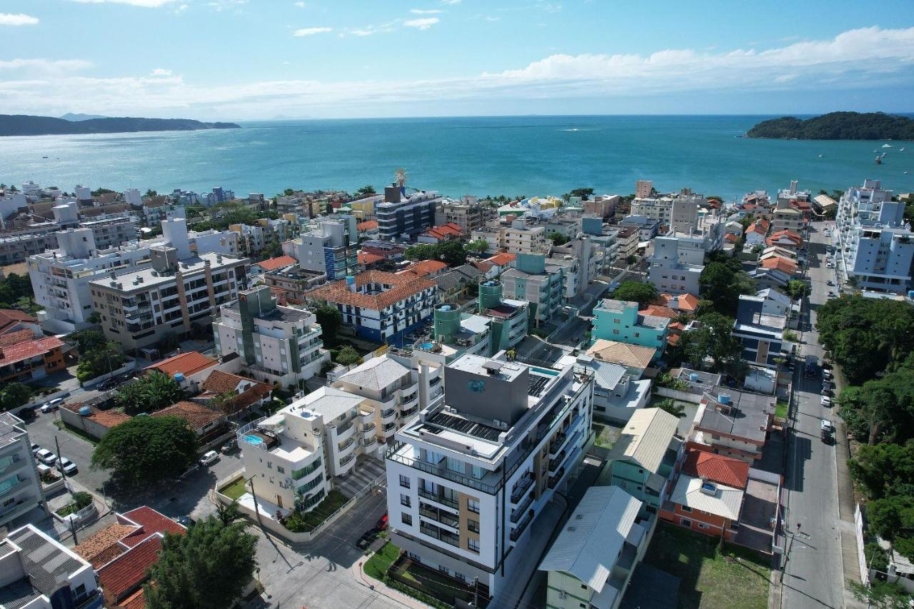 Adra 106 - Apartamento No Centro De Bombinhas - Rooftop Com Piscina E Academia - A Poucos Metros Da Praia - מראה חיצוני תמונה